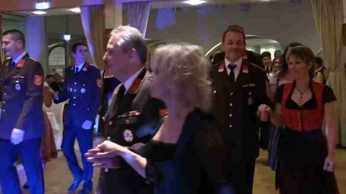 Nach einer längeren erzwungenen Pause durfte die FF Eichgraben endlich am Samstag 28.01.2023 wieder eine wunderschöne Ballnacht im Hotel Lengbachhof Böswarth in Altlengbach veranstalten. Zahlreiche Gäste folgten dieser Einladung und machten diese Veranstaltung zu einem unvergesslichen und gemütlichen Fest. - youtube